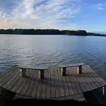 Karmelowe Kaszuby, Z Jacuzzi Na Tarasie Z Widokiem Na Jezioro 木屋 Stężyca
