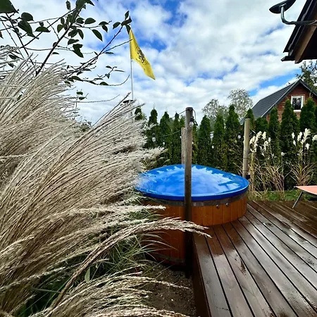 Chalet Karmelowe Kaszuby, Z Jacuzzi Na Tarasie Z Widokiem Na Jezioro Stężyca