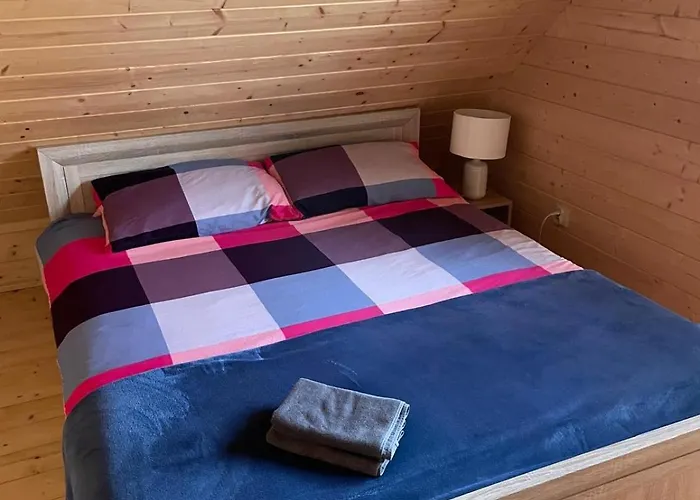 Karmelowe Kaszuby, Z Jacuzzi Na Tarasie Z Widokiem Na Jezioro Alpstuga Stężyca